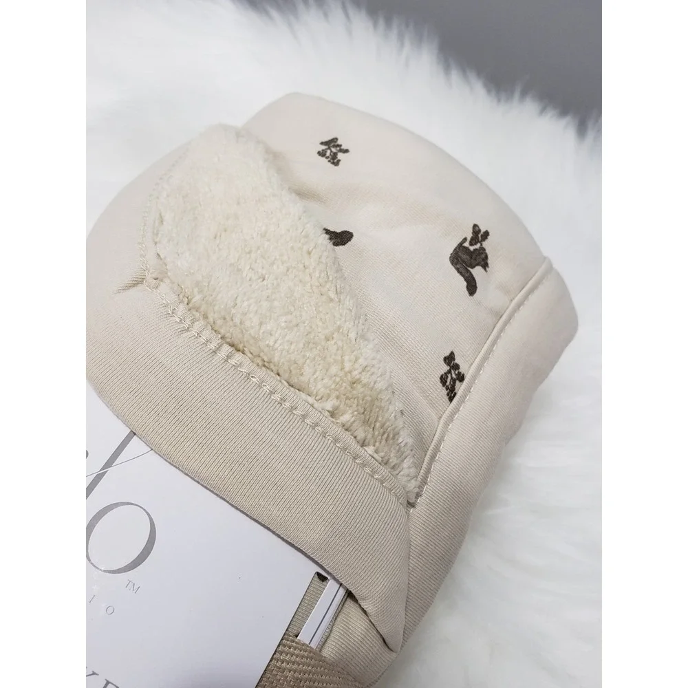 Oilo Nursery Cuddle Blanket Organic Cotton Plush squirrel woodland forest crib